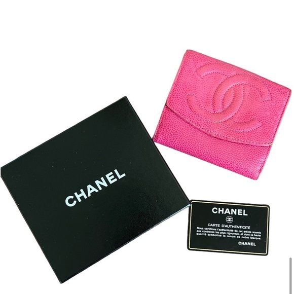 SOLD Chanel Wallet - Picture 4 of 7